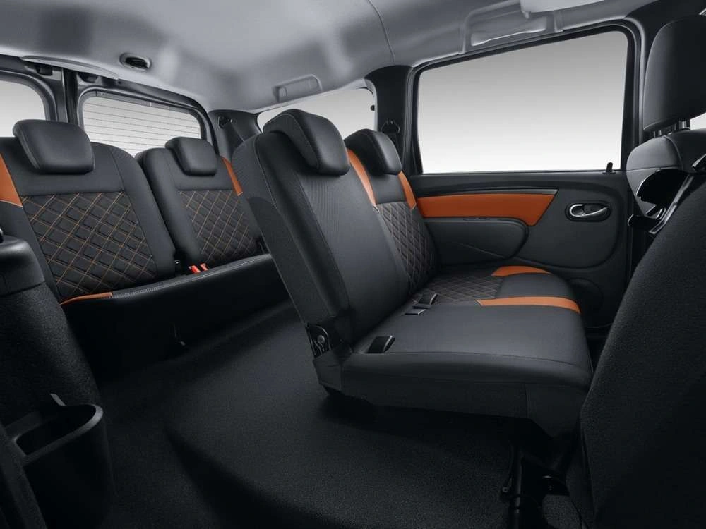 Lada Largus Cross - фото №20