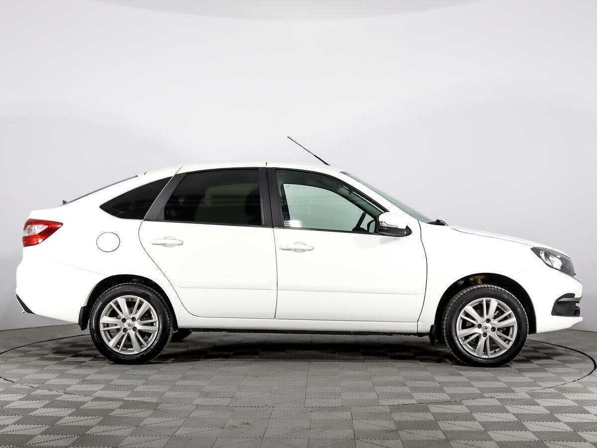 Lada (ВАЗ) Granta, 2019 - фото №4